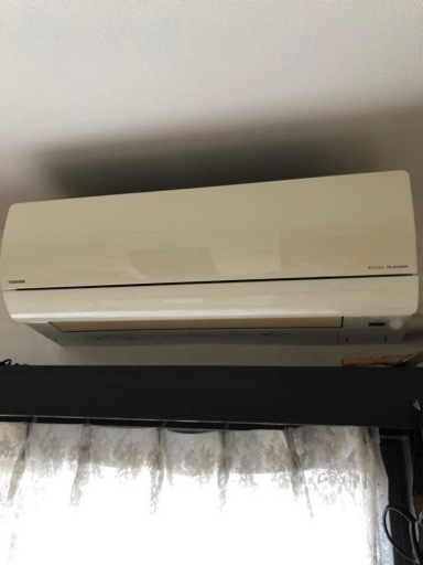 TOSHIBA エアコン　Picoion PLASMA 8〜10畳用