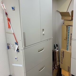 【無料】キャビネットを差し上げます！