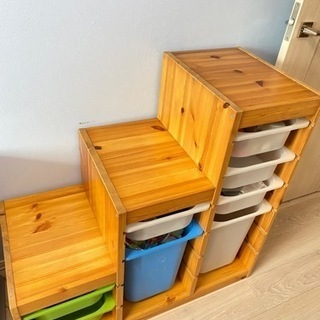 TROFAST トロファスト　収納ボックス付きの画像