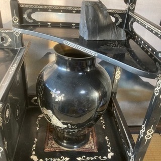MA486 輪島塗 塗師 輪洲作 青貝 黒塗 花台 共箱 平卓 木製 螺鈿 輪州 MA486 輪島塗 塗師 輪洲作 青貝 黒塗 花台 共箱 平卓 木製 螺鈿