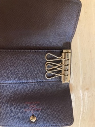 【値下げ】LOUIS VUITTON ルイヴィトン　4連キーケース　