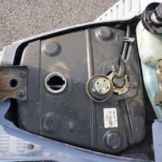 ジャイロキャノピー　2スト　バッテリー・パーキングレバー新品　不動車の画像