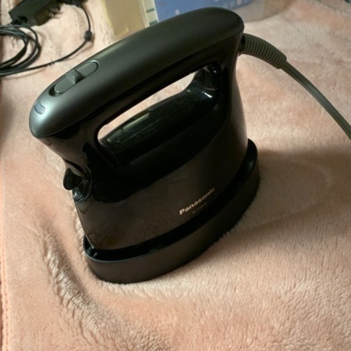 パナソニック　NI-GD470 コンパクトスチーマー