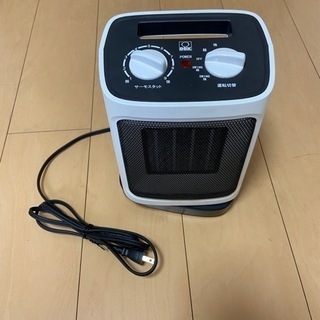 (現金)DBK パーソナルセラミックファンヒーター 首振り温風機 ９段階 DCJ800Aの画像