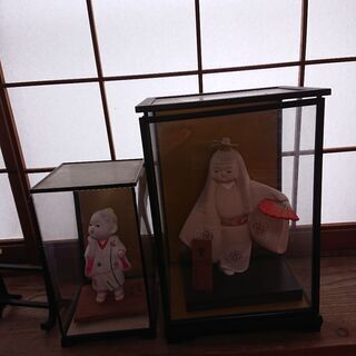 日本人形ガラスケース入り二体