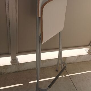 IKEA ハイチェアー 白の画像