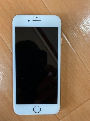 iPhone8 SIMフリー　６４G