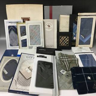 ⭕⭕⭕HI2/37　紳士 メンズ ハンカチ まとめて２５点/ Christan Dior/ GUCCI/ POLO CLUB/ Burberrys/ DAKS その他 大量⭕⭕⭕の画像