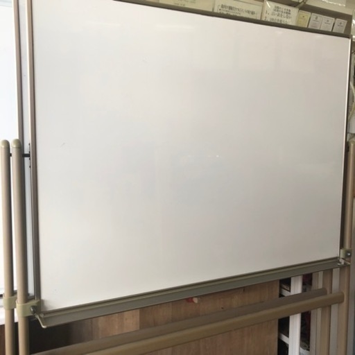✨売約済✨♦️おすすめ♦️✨片面脚付ホワイトボード
