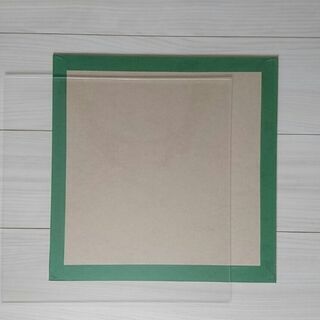 金属製の額縁の画像