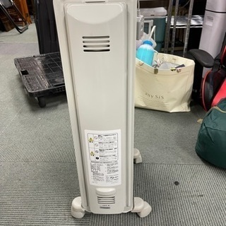 【🎈赤色が可愛い🎈冬の強い味方🏋️‍♀️‼️】デロンギオイルヒーターの画像