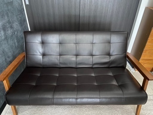 ソファ　2人掛け　　商談中