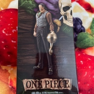 ※休止中※ワンピース　フィギュア　クロコダイルの画像