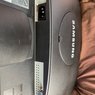 4:3のPCモニター譲ります。の画像