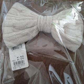 LOWRYS FARM
　ニットリボンクリップ　コサージュ　ヘアーアクセサリー　髪飾りの画像