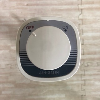 中古品 アラジン 遠赤外線グラファイトヒーター AEH-G421N 電気ヒーター ストーブの画像