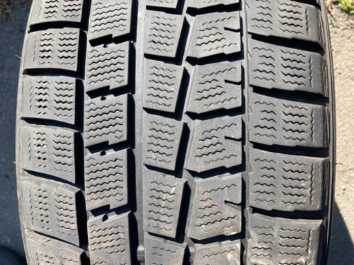 スタッドレスタイヤ　215/50R17 4本