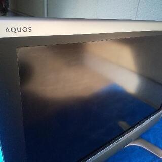 シャープAQUOS 37型ハイビジョンの画像