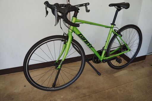 GIANT　エスケープ　ドロップ　アルミロードバイク　2021年