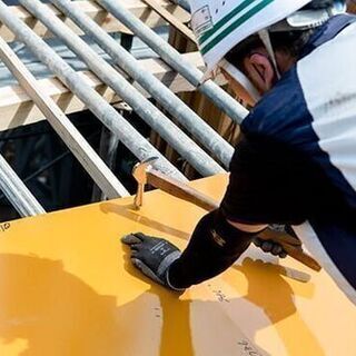 未経験2名決まり次第、終了！コンクリート建築の大工さん★昇給・賞与2回★の画像