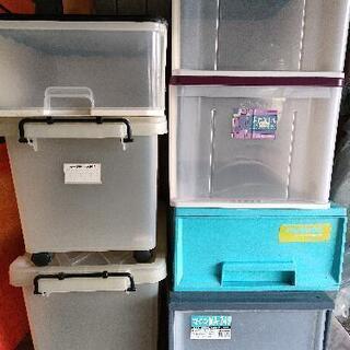 衣装ケース　プラスチックケース