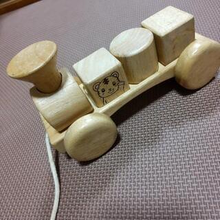 こどもちゃれんじ★ベビー向け積み木汽車