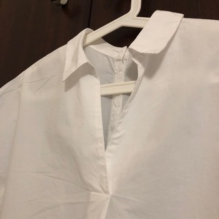 ③ 値下不可 7590円　新品 Andemiu 前後2way シャツ アンデミュウ フリーサイズの画像