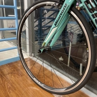 ロードバイク　BIANCHI  bianchi vianirone 105の画像