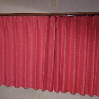 ニトリ遮光カーテン２組の画像