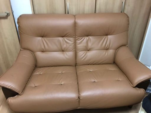 美品！ソファー　2人掛けソファ皮張りソファ