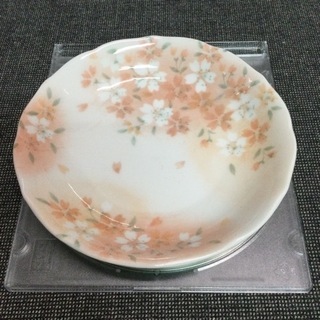 開封済　1枚　40円　小皿　取り皿　　幅12　　奥行12　　高さ...