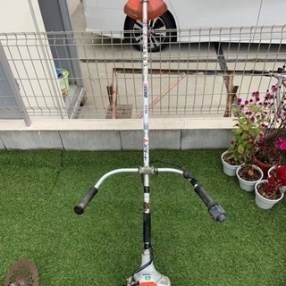 エンジン式草刈機　　ECHO  CT24