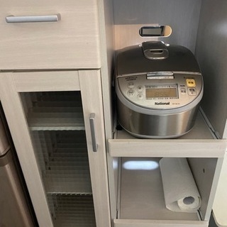 食器棚 