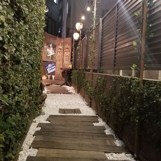 タイ料理＆パクチー酒場　居空間のお手伝いをお願いできませんか♪♪の画像