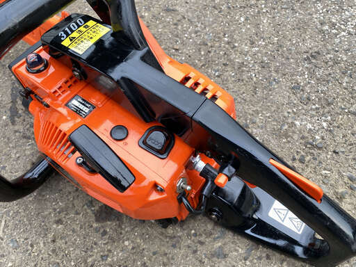 現物確認歓迎 初期不良対応OK 整備済　かけ易くすぐ使える 30.1cc デコンブ付 チェーンソー 共立 ECHO　CS3100　バーサイズ350mm