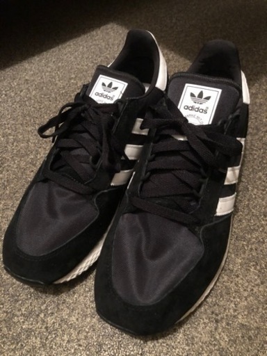 27cm  adidasスニーカー