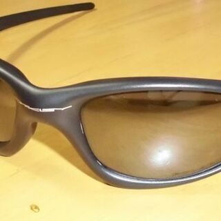 値下げしました   OAKLEY　サングラス　オークリー　STRAIGHTの画像