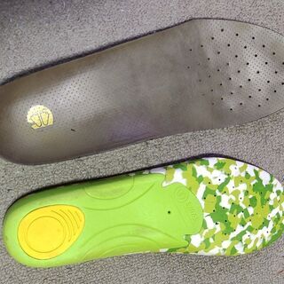 登山用品　ＡＫＵ登山靴の画像