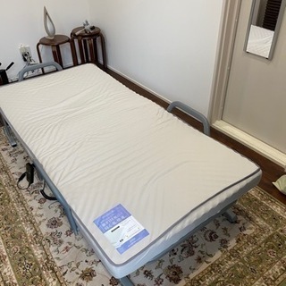 収納式電動リクライニング　Atexシングルベッドを取りに来てくださる方に無料でお譲りします。の画像