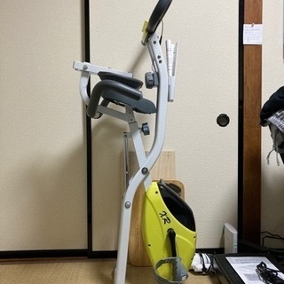 　フィットネスバイク