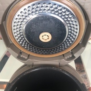 炊飯器　HITACHI RZ-JS10J の画像