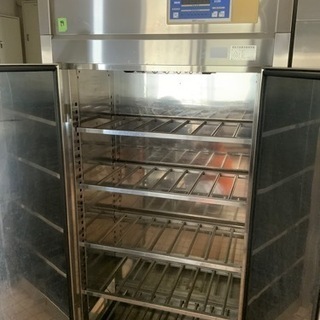 業務用電気式食器消毒保管機