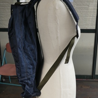 10お得・最後まで読んで！／バッグ1,000円／リュック。購入後使わずタグそのままのものもあります。クセがついたものは治ると思います。の画像