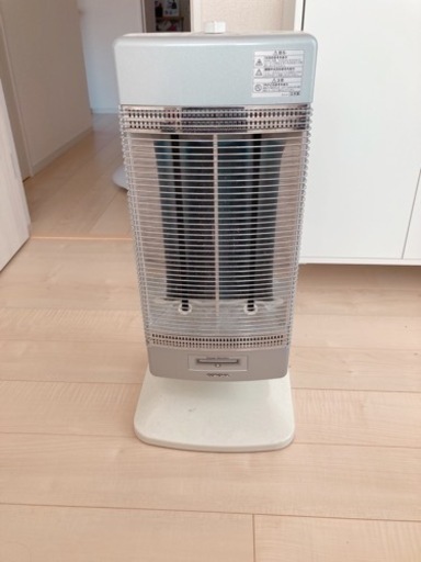 ハロゲンヒーター　形状変更可能　即暖