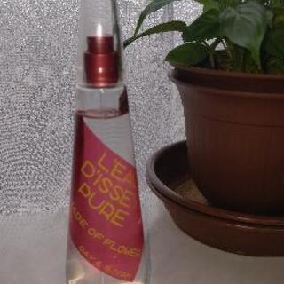 ロードゥ イッセイ ピュア シェード オブ フラワー オードトワ...