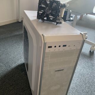 PCケース、CPUクーラー