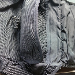 20お得・最後まで読んで！／バッグ／リュック500円。購入後使わずタグそのままのものもあります。クセがついたものは治ると思います。の画像