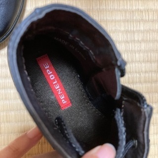 ペネロペ　革ブーツSサイズの画像