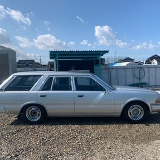 グロリアバン　旧車　ワゴン　車検令4年3月　5速MT 保安部品有り