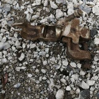 中古足場クランプ　ジャンク品の画像